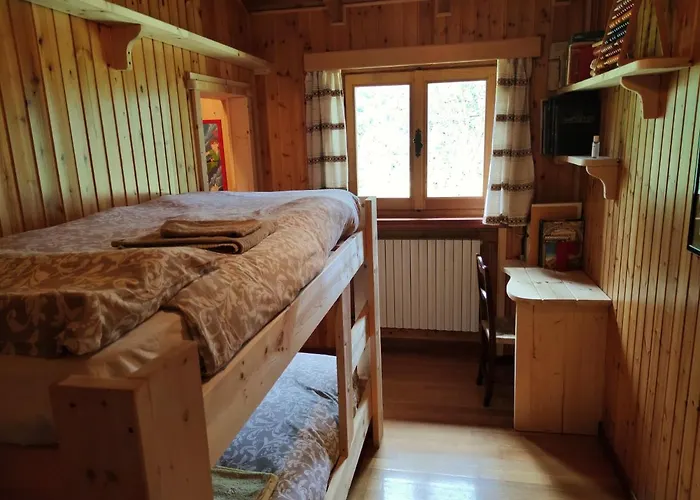 Le Petit Vent 度假居 Sormano